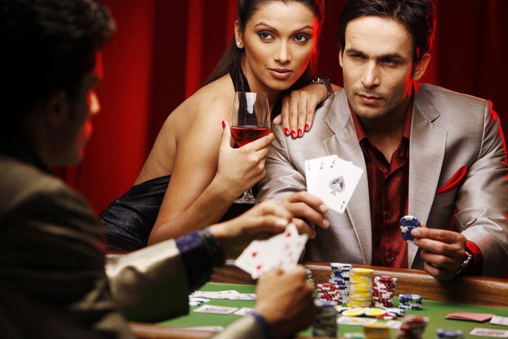 nakula 77 mobile app interface on Android device showing Aviator and Sweet Bonanza slot games